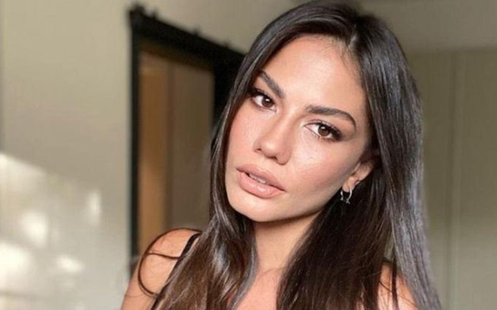 Eşref Rüya'nın yıldızı Demet Özdemir'den sosyal medyayı sallayan kareler