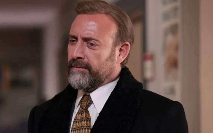 Halit Ergenç bu kez ticarete atıldı! 2 ton sattı, rekor kırdı