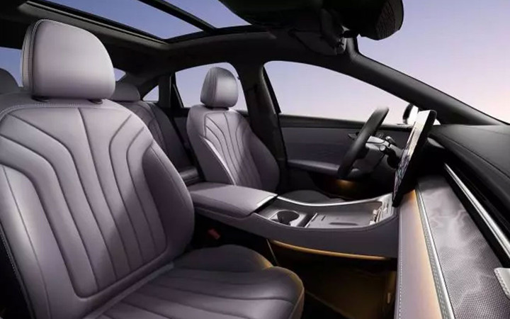 Egea ve Sandero'dan daha ucuz! 2.050 km menzil, rekor fiyat