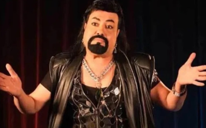 Kobra Murat'tan eşine çok romantik sözler! "Başımızın tacı"