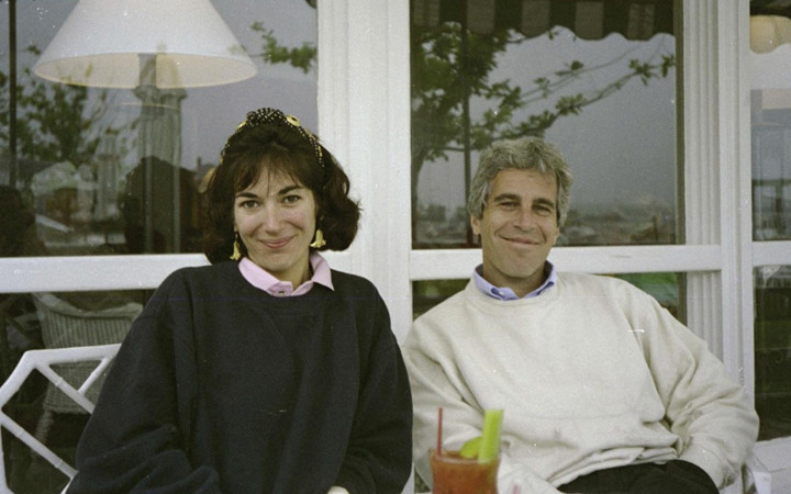 Epstein'in cinsel sapıklığını yöneten zengin kadının eski halinden eser yok çökmüş ve...