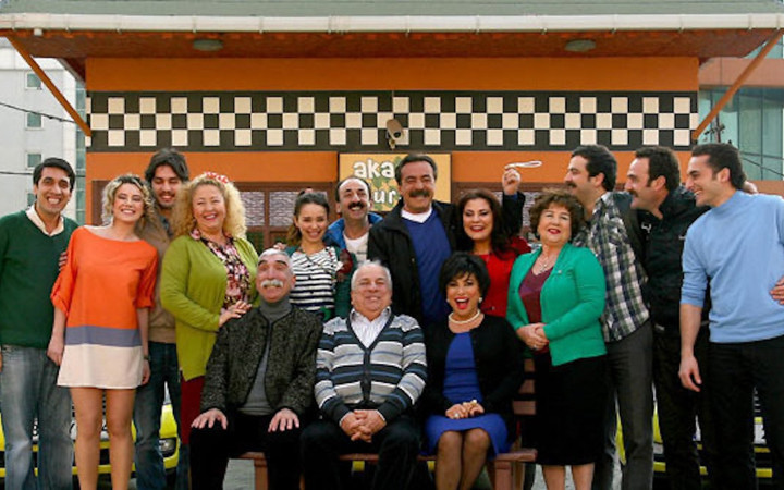 Bir döneme damga vurmuştu! Akasya Durağı yeniden çekilecek