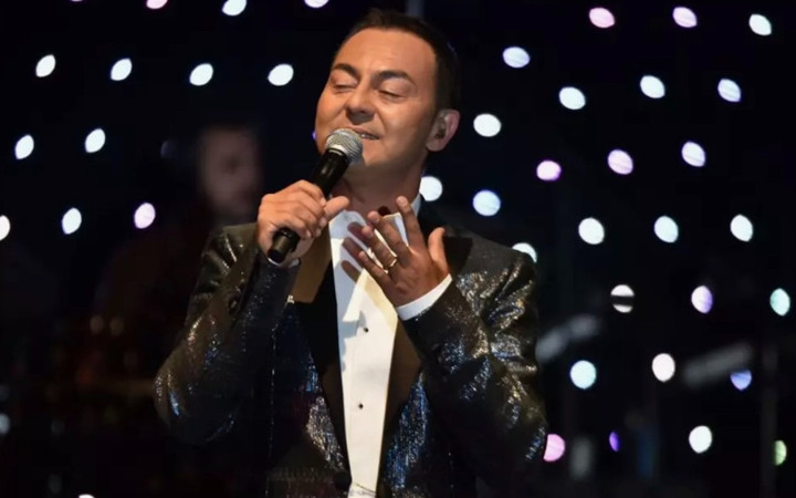 Serdar Ortaç bambaşka bir alanda yer alacak! YouTube programı için hazırlanıyor...