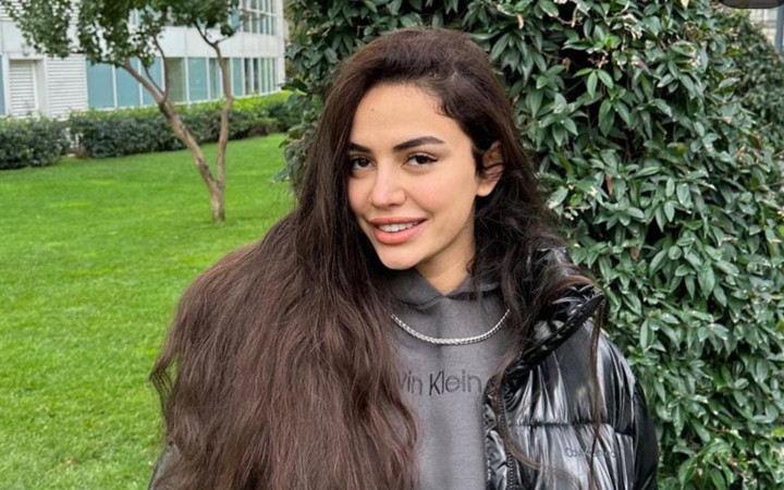 TSK paylaşımı olay oldu! Fenomen Ece Ronay hakkında soruşturma başlatıldı