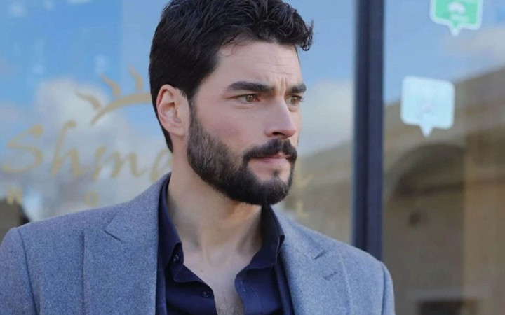 Veliaht'ın Timur'u Akın Akınözü bunu 9 yıldır yemiyor! Ağzına sürmediği o yiyecek bakın neymiş...