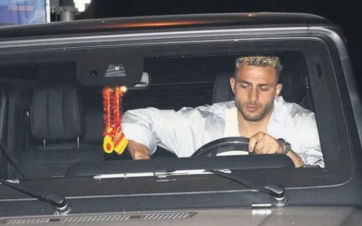 Galatasaraylı oyuncuların arabaları ortaya çıktı