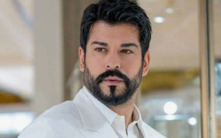 Burak Özçivit'ten gayrimenkul sorusuna yanıt! "Çok sıkıldım"