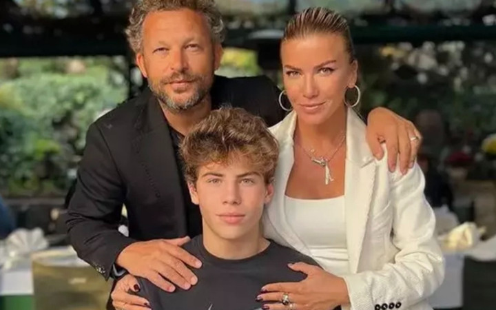 Ivana Sert yurda döndü! Dubai'den dönünce söylediği sözler...