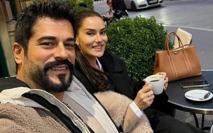 Burak Özçivit ve Fahriye Evcen İtalya tatilinden paylaştı...