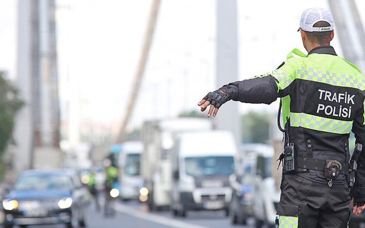 Kademeli ceza dönemi! Sürücüler aman dikkat hız limitleri değişti