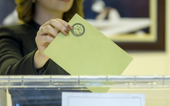 En beğenilen siyasetçi anketi! Zirvedeki isim büyük fark arttı, çarpıcı sonuçlar