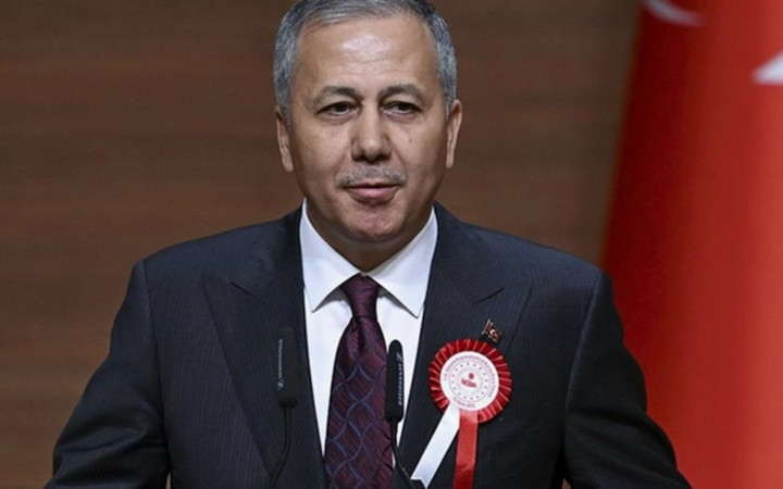 Eski bakan Ali Yerlikaya'dan görev sonrası imaj değişikliği