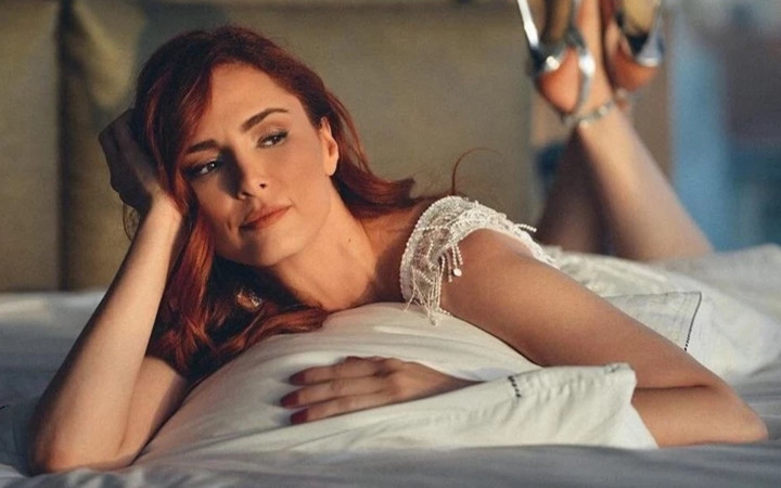 Oyuncu Mine Tugay yıllar içinde öyle bir değişti ki! Paylaşımına yorum yağdı...