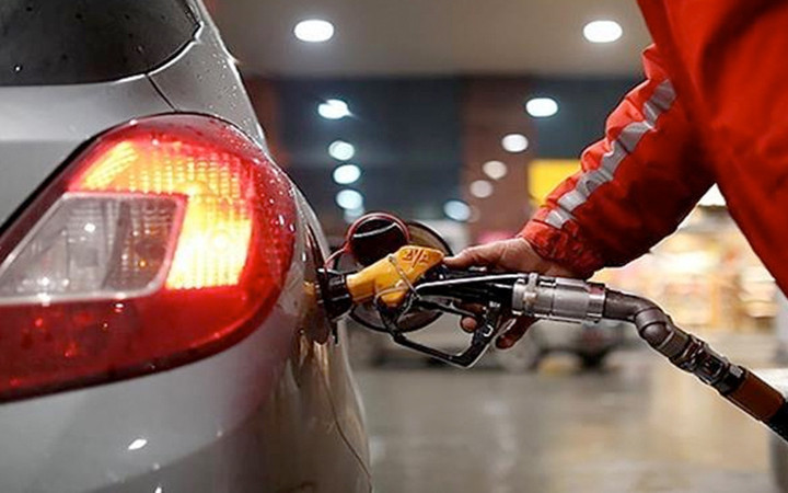 Akaryakıt cep yakıyor! Yeni zam geldi, bir deponun maliyetine bakın benzin motorin...