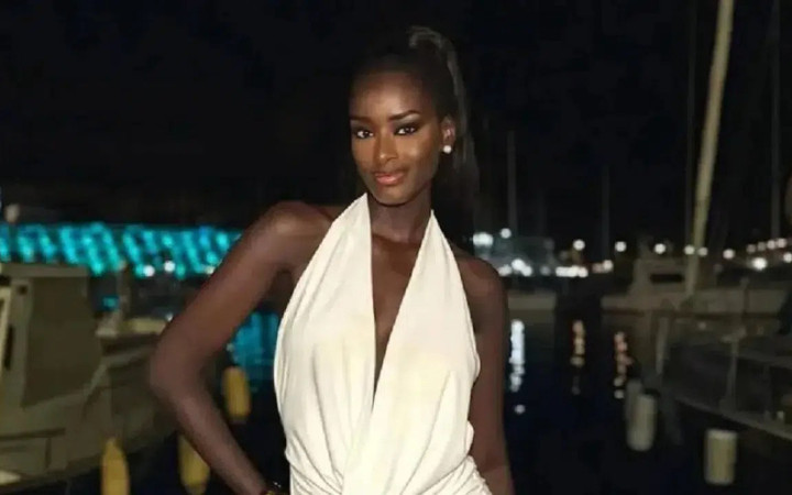 Bertuğ Yıldırım eşi ile bakın nasıl tanışmış! Eşi meğer o futbolcunun yakınıymış...