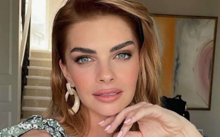 Böyle ödül görülmedi! Pelin Karahan'ın gözü "dünyanın en güzel gözü" seçildi