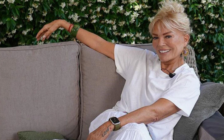 Semiramis Pekkan peruğa veda etti! Kanser tedavisi sonrası ilk karesi olay oldu