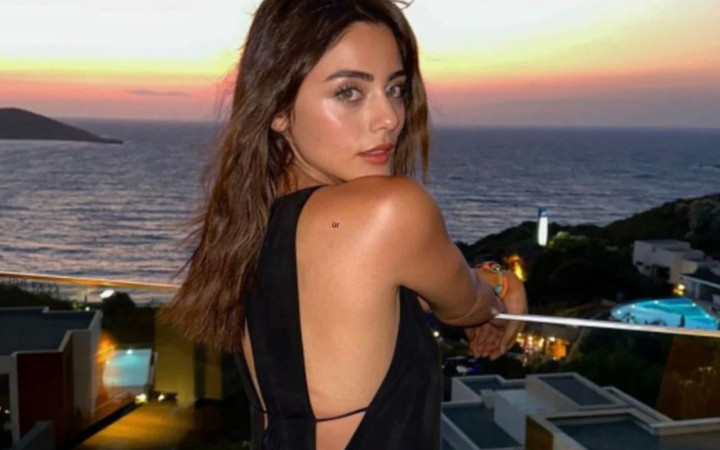 Sıla Türkoğlu'ndan yeni kareler! Parmağındaki detay...