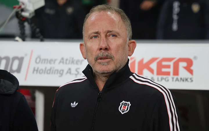 Sergen Yalçın'ın koltuğuna oturacak isim belli oldu! İşte Beşiktaş'ın iki yıllık anlaştığı o isim