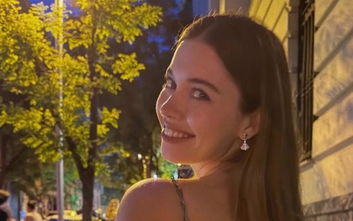 Aşk belgelendi! Afra Saraçoğlu yeni aşkı ile yakalandı...