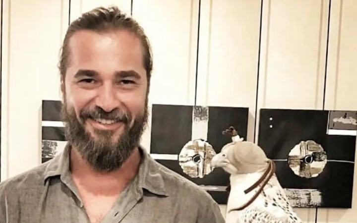 Başarılı oyuncu Engin Altan Düzyatan'ın motosikletinin fiyatı olay