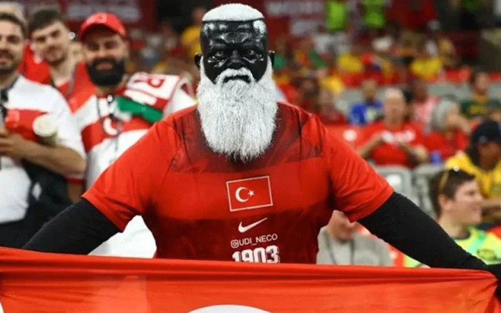 Gören bir daha bakıyor! Herkesin konuştuğu o Türk'ün şaşırtan doğal hali