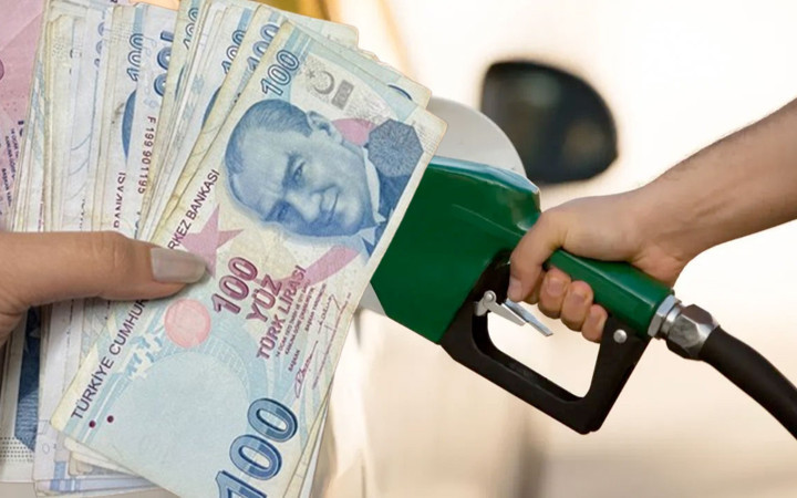 Motorinin litresi 78 lirayı geçmişti! Bu geceki indirim saat 16.00'daki habere bağlı