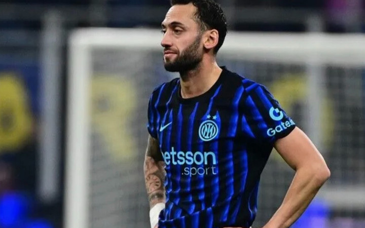 Türkiye'ye dönmeye sıcak bakıyordu! Fenerbahçe'de Hakan Çalhanoğlu hamlesi