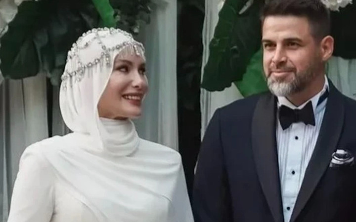 Gamze Özçelik'ten set karesi! Beğeni topladı...