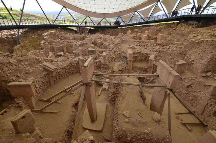 Netflix’in Beren Saat'li dizisi Göbeklitepe'yi anlatacak - Resim: 2