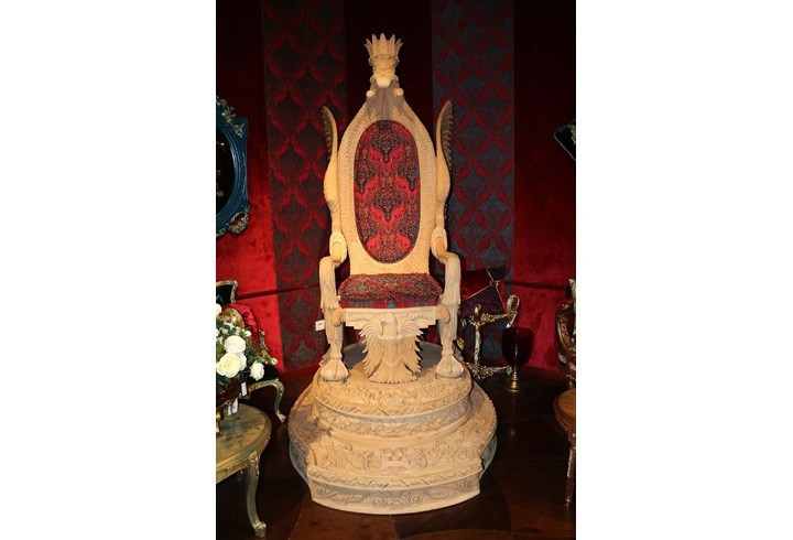 Mobilya Fuarında 300 bin liralık koltuk - Resim: 2