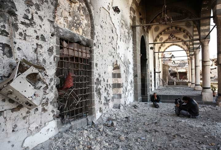 Fatihpaşa Camisi delik deşik! - Resim: 1