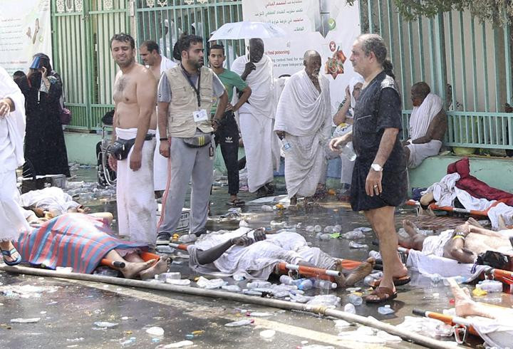 Yüzlerce kişinin öldüğü hac faciasından kareler - Resim: 1