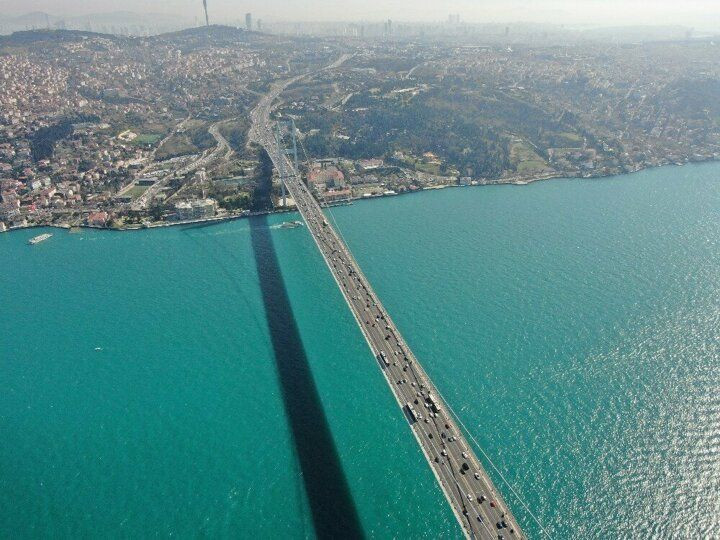 İstanbul Boğazı'nda muhteşem görüntü! Kartpostallık manzara kendine hayran bıraktı - Resim: 3