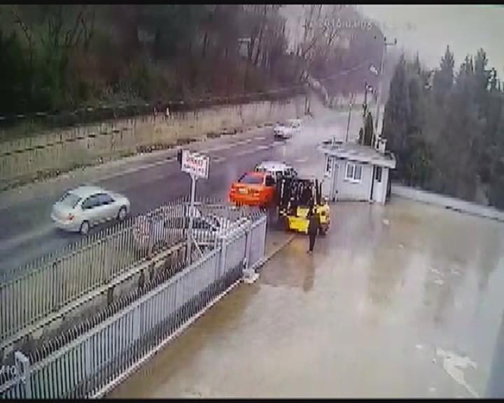 Patron çıldırdı her şey saniyeler içinde oldu - Resim: 1