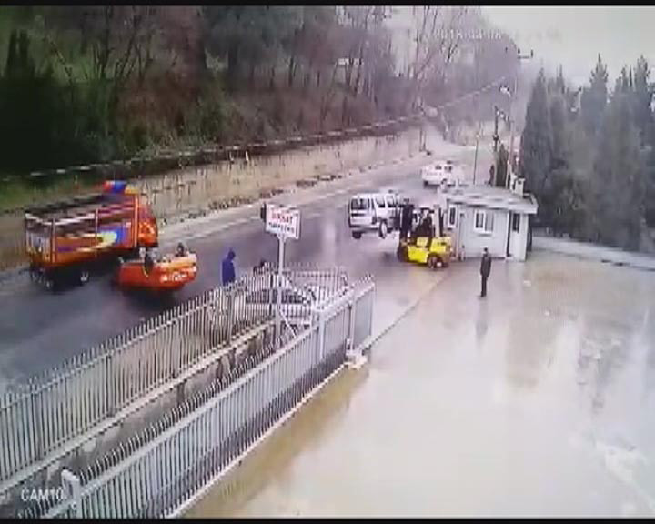 Patron çıldırdı her şey saniyeler içinde oldu - Resim: 4