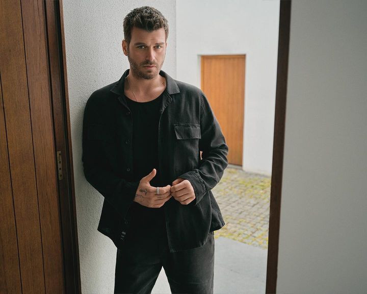 Hepsiburada’nın marka yüzü Kıvanç Tatlıtuğ oldu! - Resim: 2