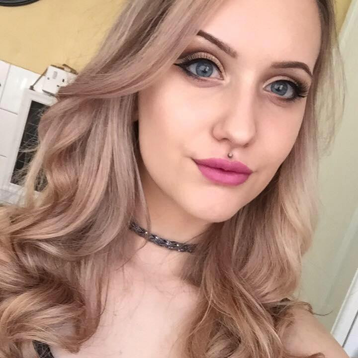 Süpermarkette seks skandalı pahalıya patladı! - Resim: 1