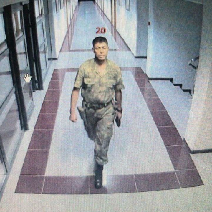 Kahraman Ömer Halisdemir'in son görüntüleri ortaya çıktı - Resim: 4