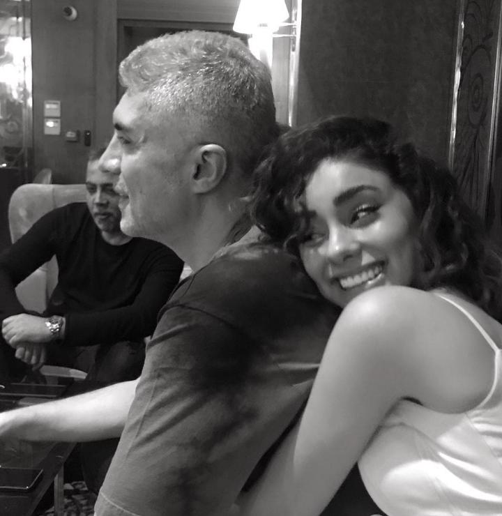 Kocası Özcan Deniz aldı, Samar Dadgar sosyal medyada hava attı! Yok böyle düğün hediyesi... - Resim: 3