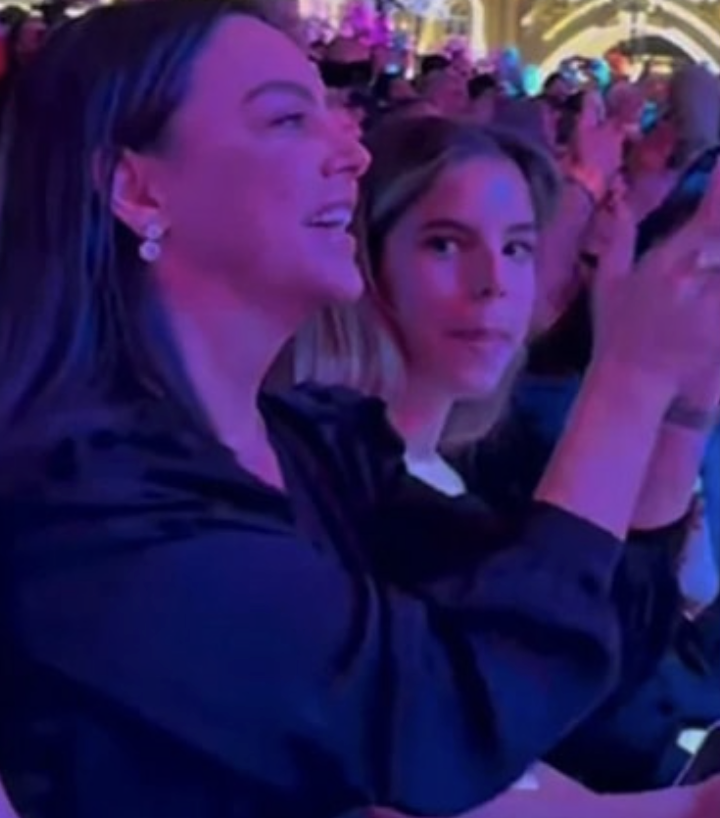 Ebru Gündeş kızı için seferber oldu! Dubai'den özel uçakla getirtti - Resim: 2