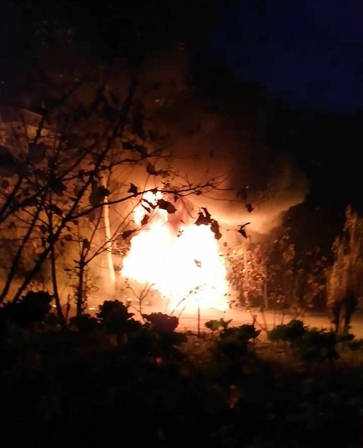 Zonguldak'ta öğrenci servisi alev aldı! 9 öğrenci ölümden son anda kurtuldu - Resim: 4