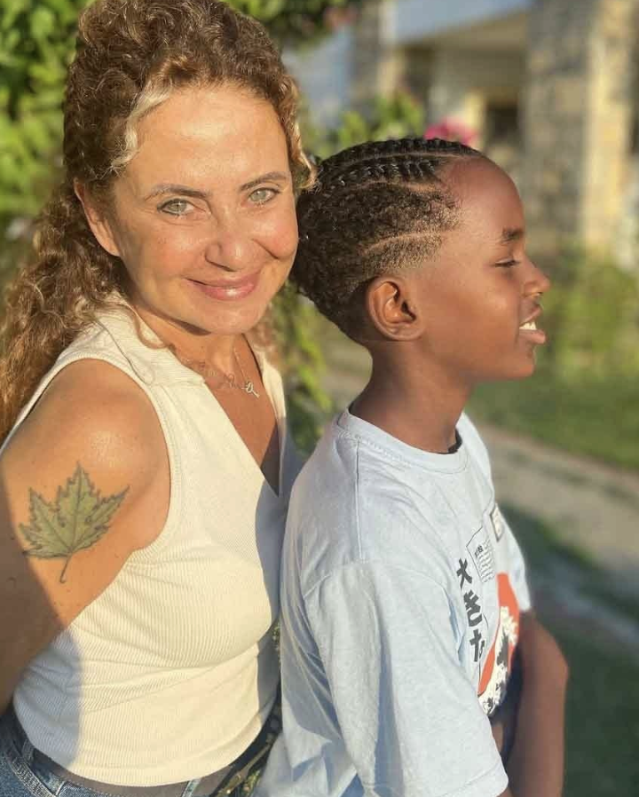 Etiyopyalı çocuğu evlat edinmişti! Esra Akkaya yıllar sonrailk kez paylaştı - Resim: 3