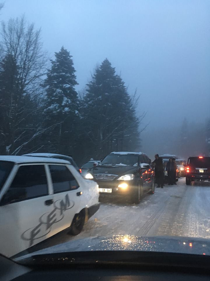 Uludağ'da dönüş yoğunluğu! Kilometrelerce kuyruk oluştu - Resim: 4