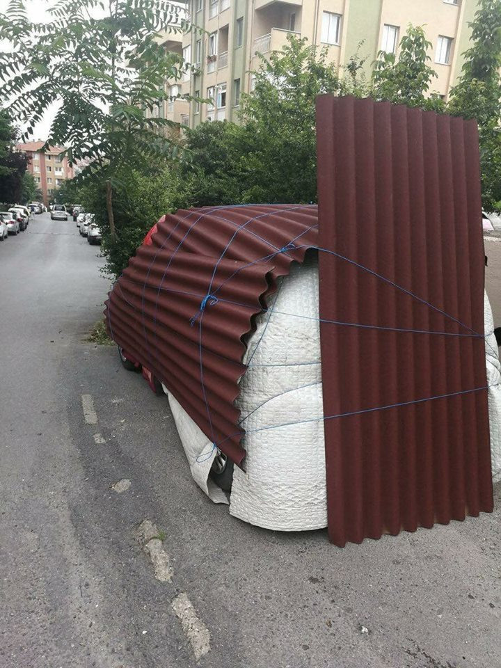 İstanbulluların dolu önlemleri görenleri şaşırttı! - Resim: 1