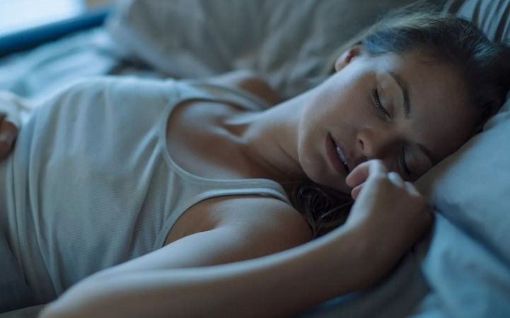 Omicron varyantının yeni belirtisi ortaya çıktı! Uyurken... - Resim: 2