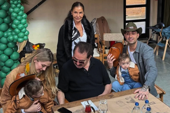 Yasemin Şefkatli ikizleriyle paylaştı, kaynanası Derya Tuna'nın yorumu olay oldu! - Resim: 3