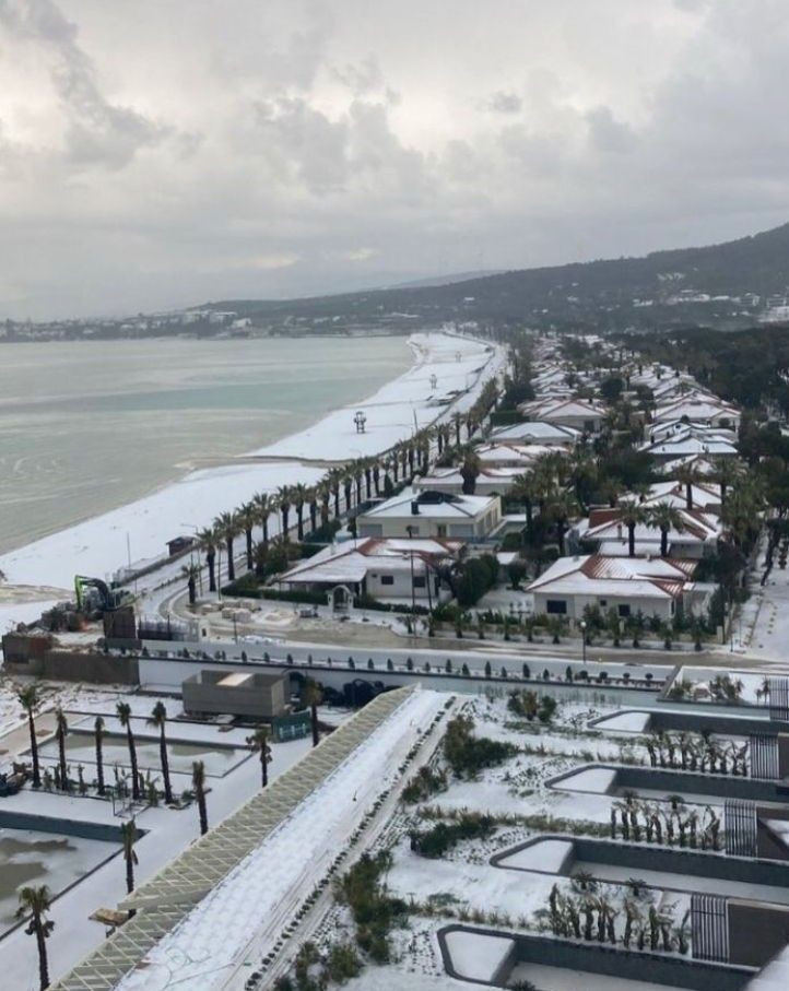 Vatandaşlar büyük şaşkınlık yaşadı! Kar değil dolu beyaza bürüdü - Resim: 1