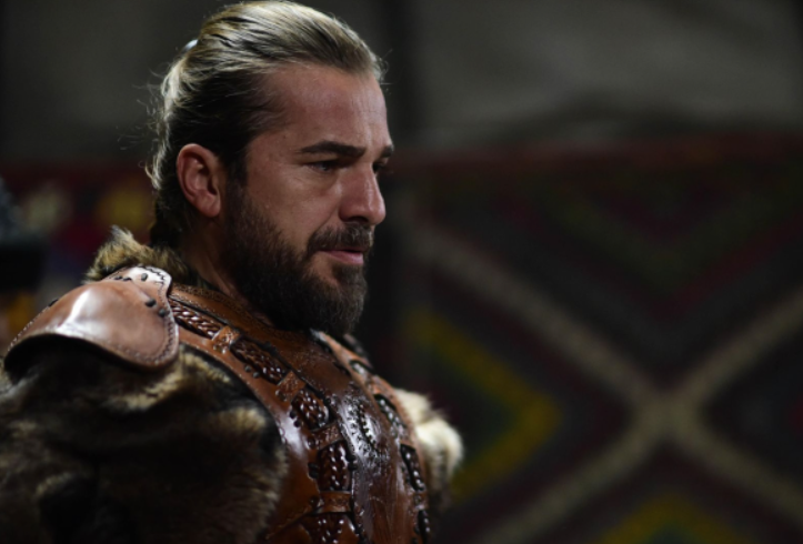 Diriliş bitince Fox TV'ye geçiş yapmıştı Engin Altan Düzyatan'ın partneri olay - Resim: 1