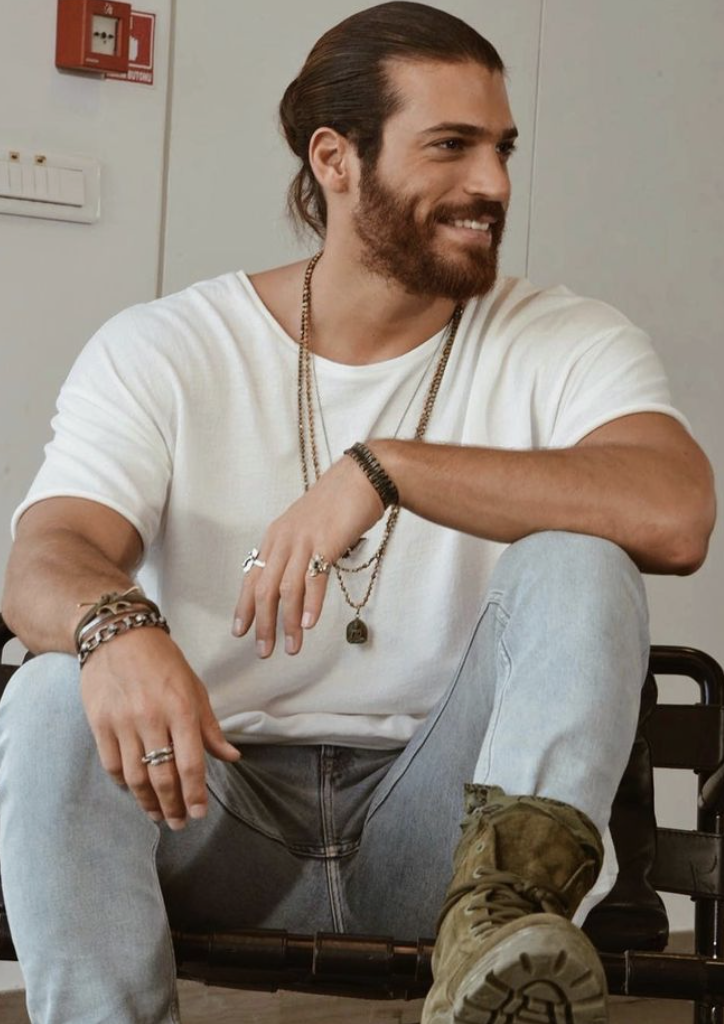 Can Yaman'dan şok yaratacak paylaşım! Karın kasları olay... - Resim: 4